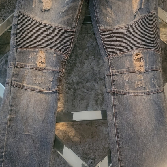 Jeans - Picture 6 of 6